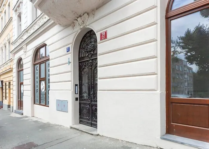 Apartment Blueground - Vrsovice, Furnished